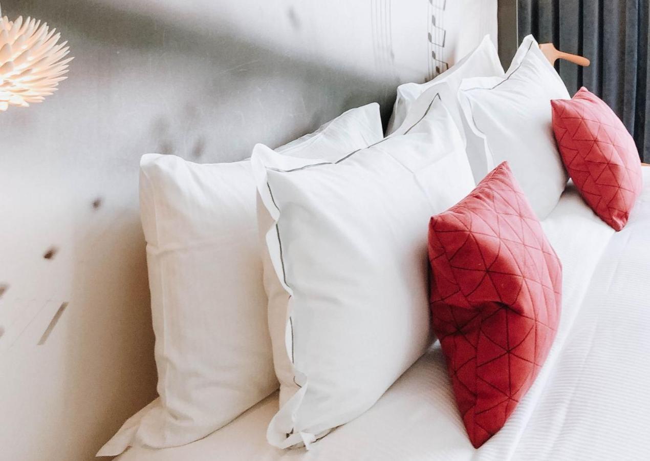 Hotel De Sers Champs Elysees Paris Luaran gambar