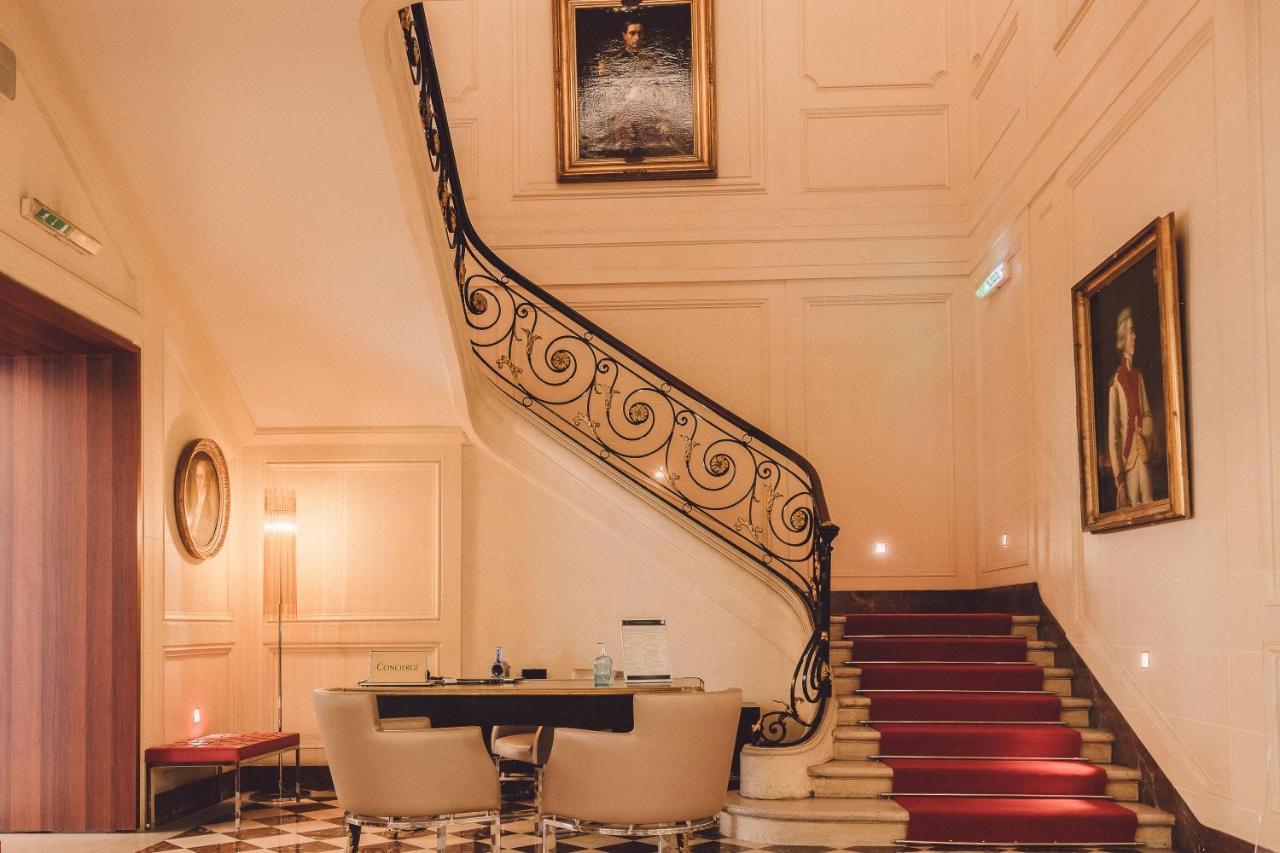 Hotel De Sers Champs Elysees Paris Luaran gambar